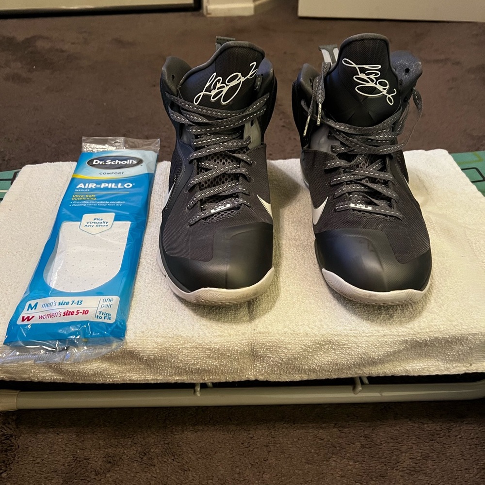 Nike LeBron 9 Cool Grey. Preowned Size 12.